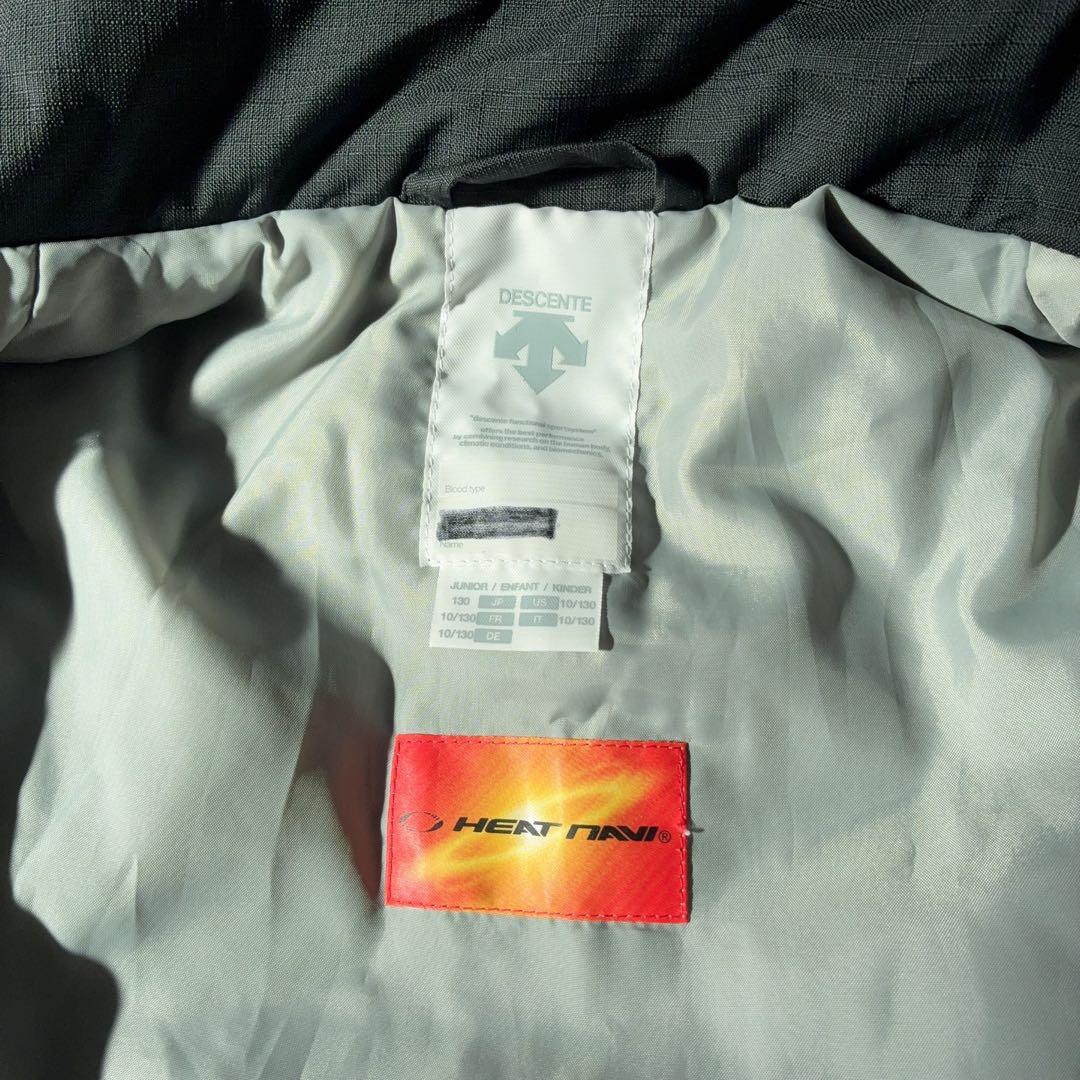 DESCENTE子ども用スキーウェア 黒/赤 フード付き