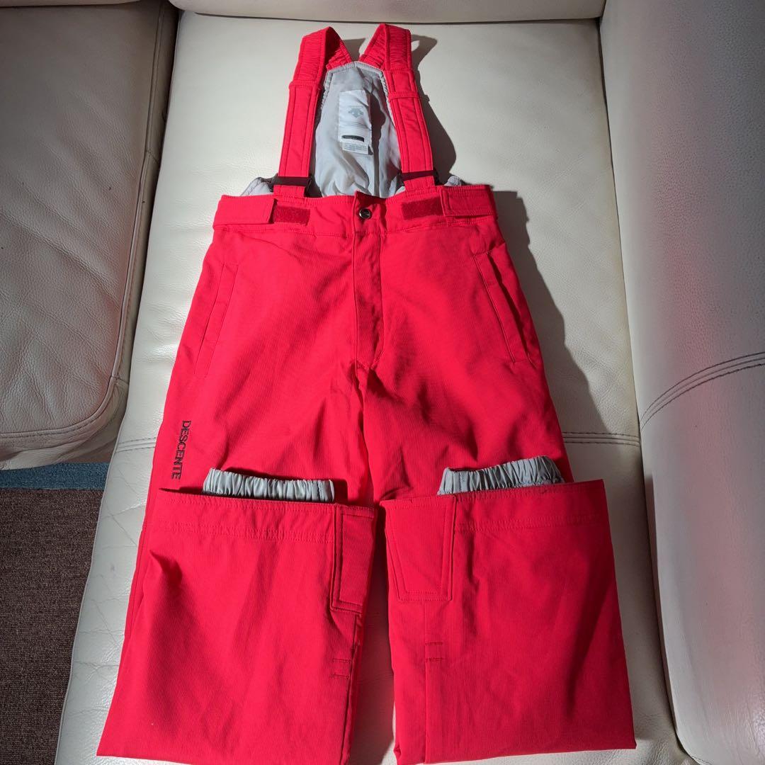 DESCENTE子ども用スキーウェア 黒/赤 フード付き