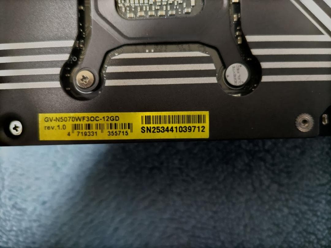 り*ん様 GIGABYTE GeForce RTX 5070 12GB【動作品】