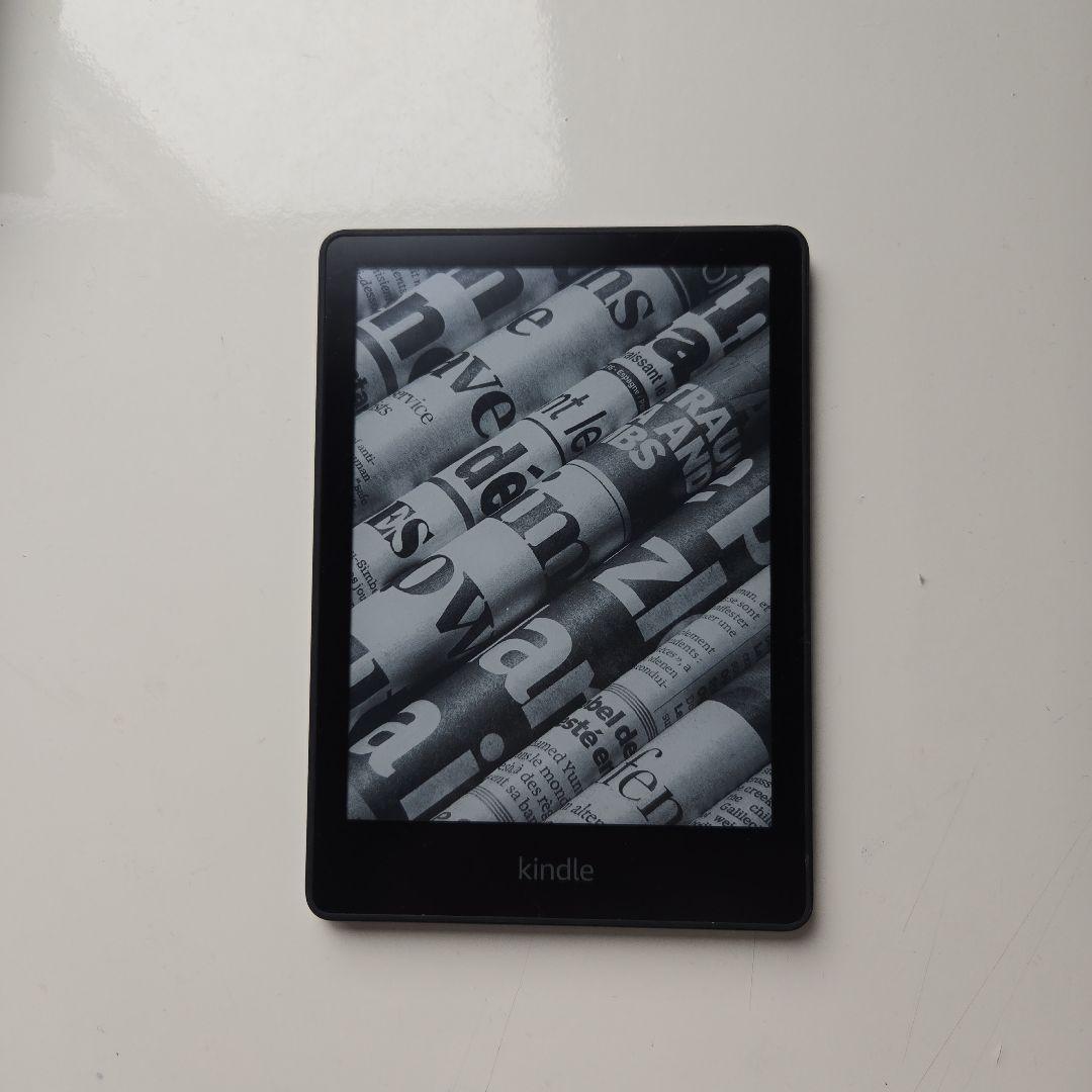 第11世代 Kindle Paperwhite 8GB 広告なし カバー付き