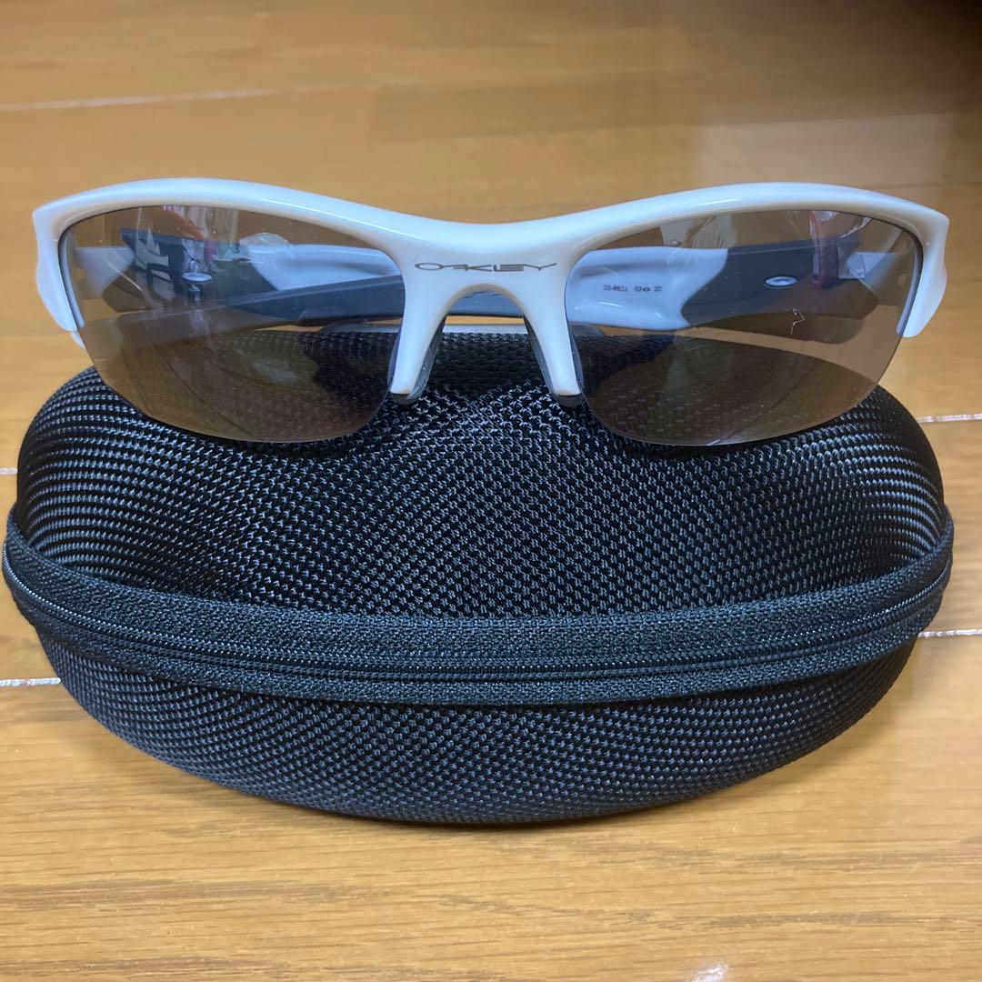 オークリー　サングラス　ケース付き