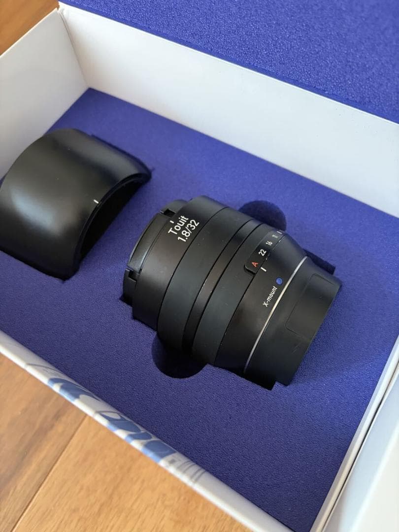 レンズ(単焦点) ZEISS Touit Planar 32mm F1.8 Xmount Fuji