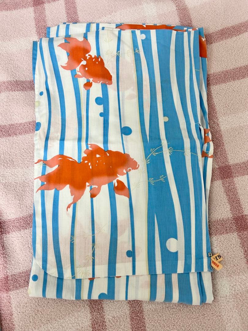 でこ✨ZIP!貴島明日香さん着用♡三松ふりふ金魚柄よろけ縞 浴衣