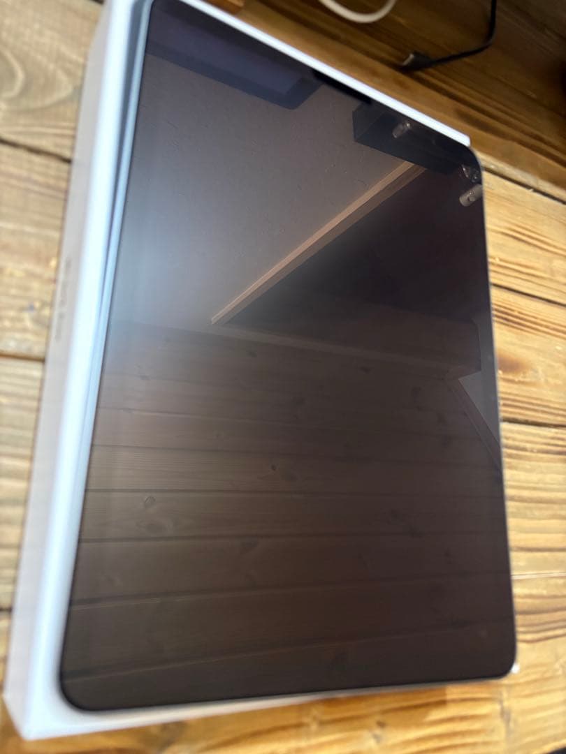 iPad Air 11インチ M2チップ スペースグレイ バッテリー100％