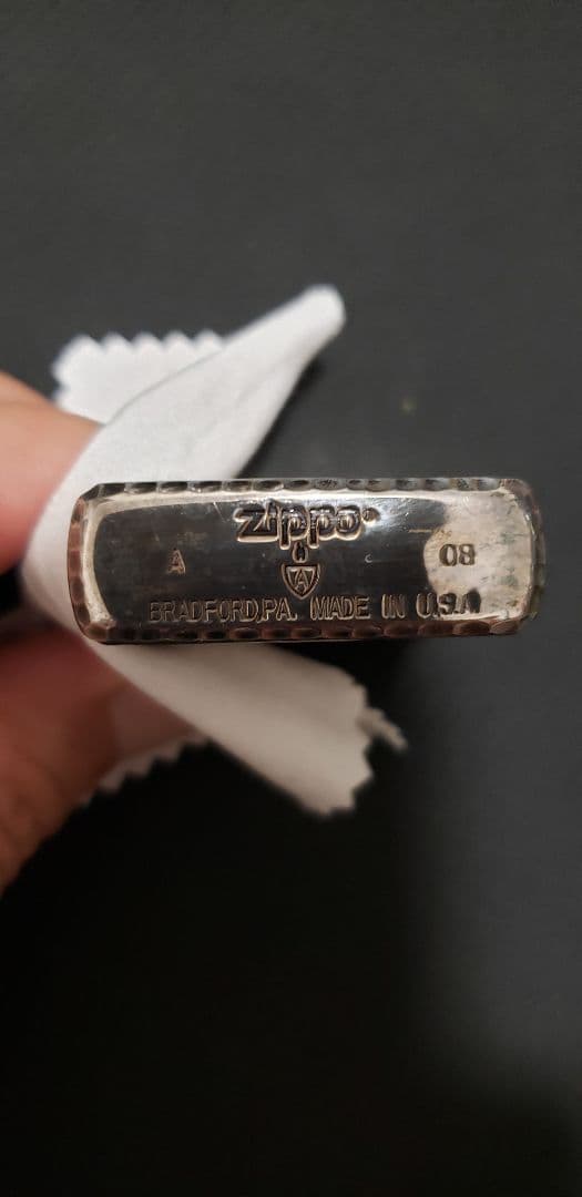 ジッポー　MAVERTEAM アーマー Zippo。5面彫刻.シャインレイカット