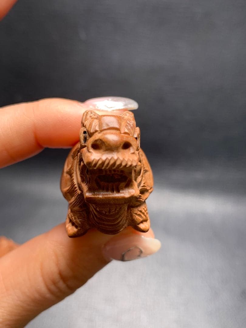 030519  天然桃の木龍亀置き物2個