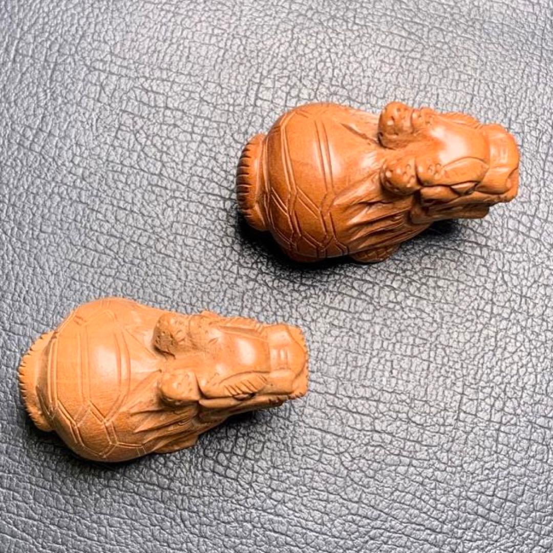 030519  天然桃の木龍亀置き物2個