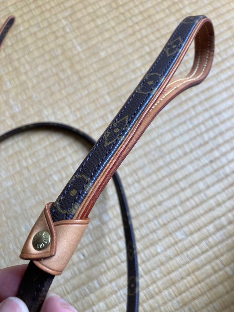 りこまる　茶色レザー モノグラム ハーネスリード