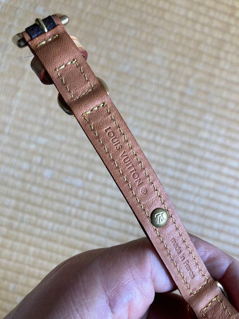 りこまる　茶色レザー モノグラム ハーネスリード