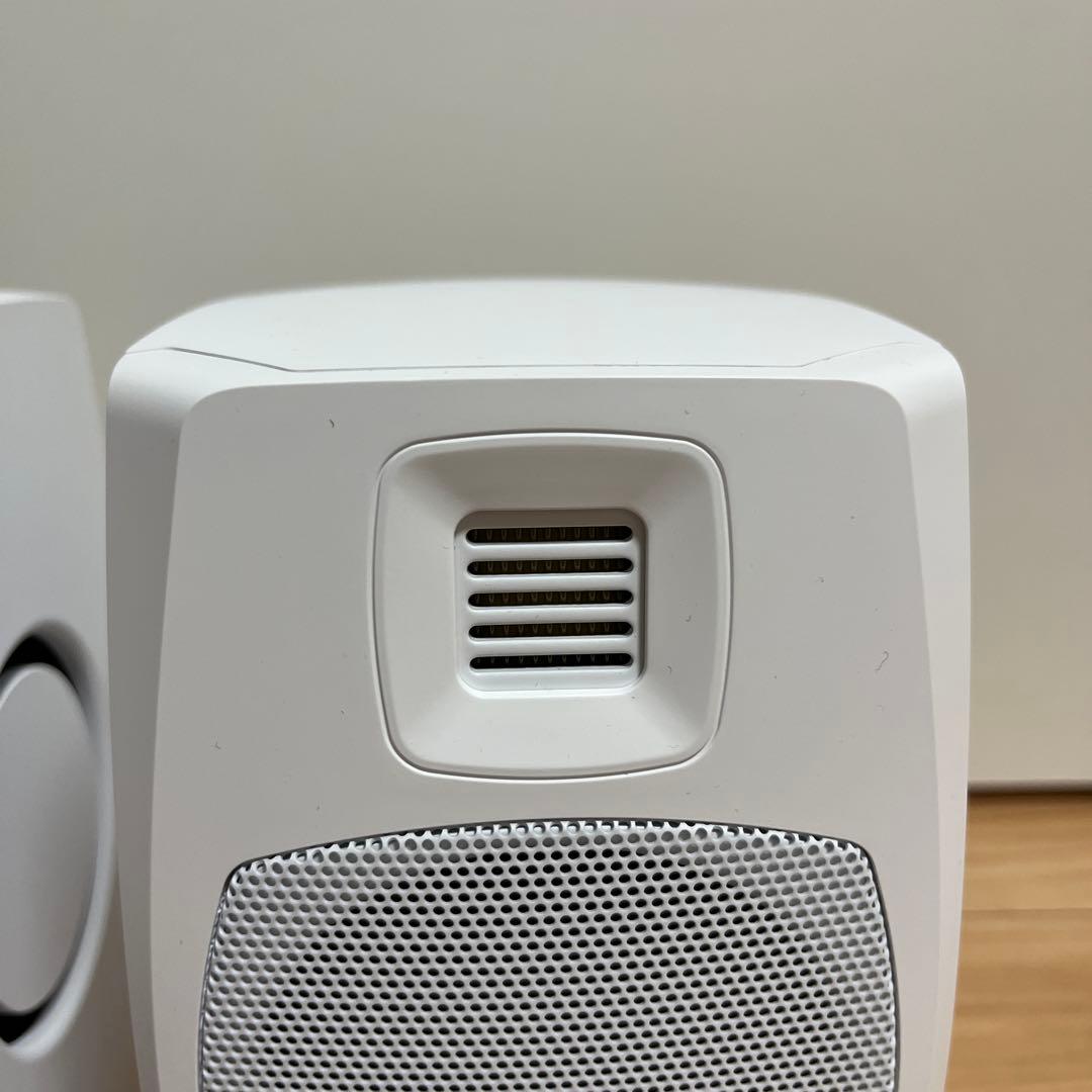 ADAM AUDIO D3V ホワイトスピーカー