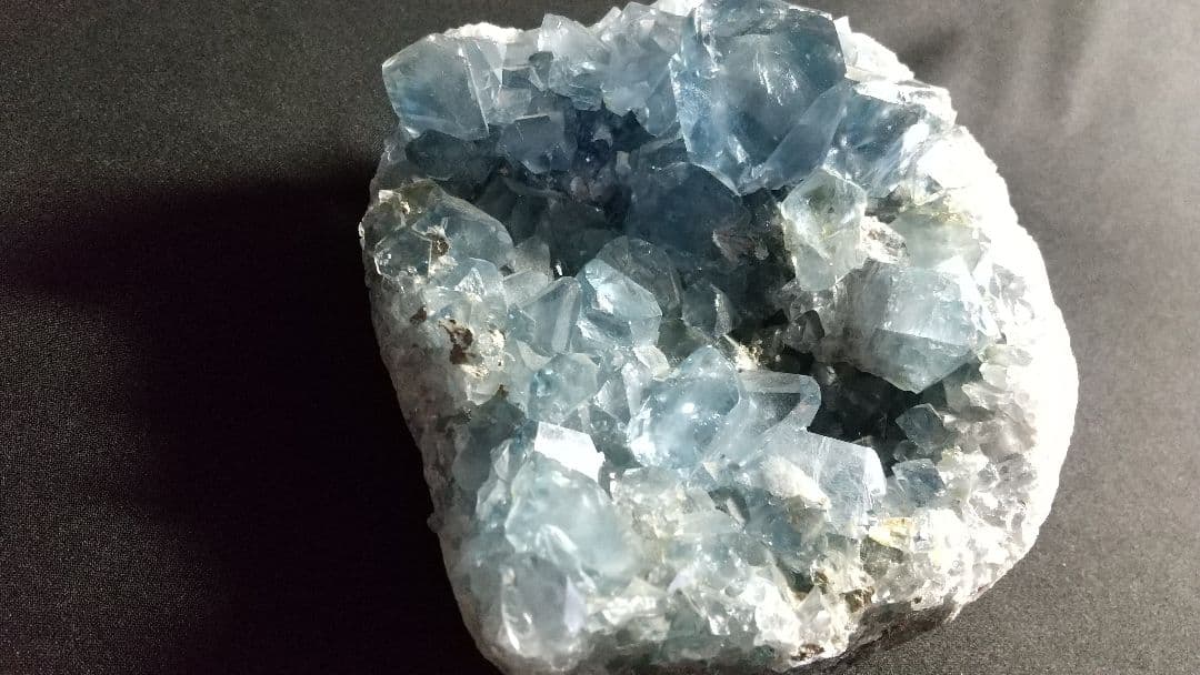 セレスタイン 原石