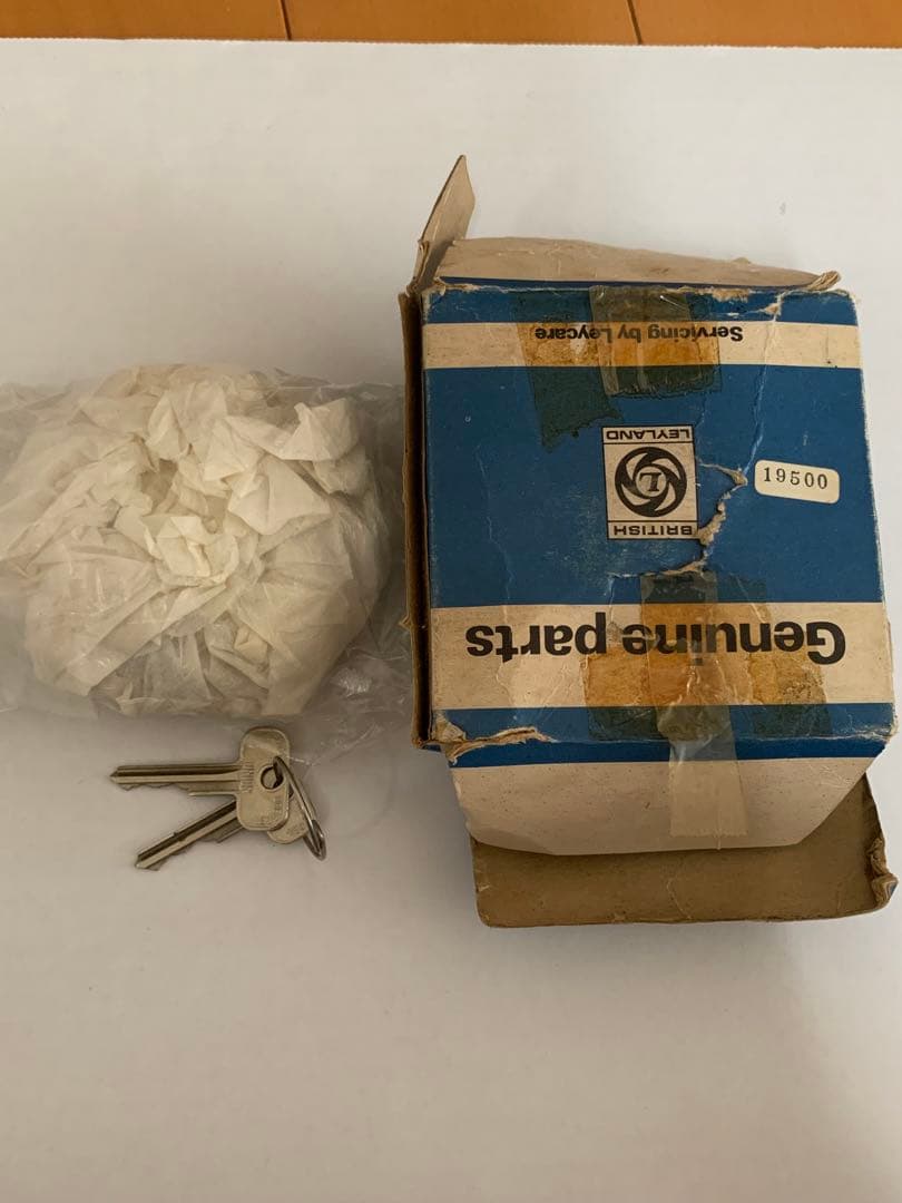 ガソリンキャップ　ローバーミニクーパー　レイランド　フューエルフィラーキャップ