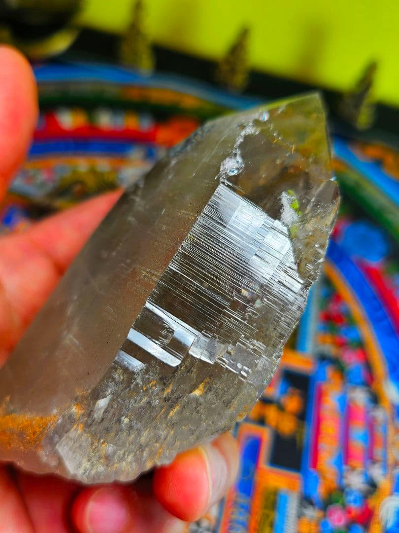 クローライトが付着した‼️ガネーシュヒマール水晶の原石