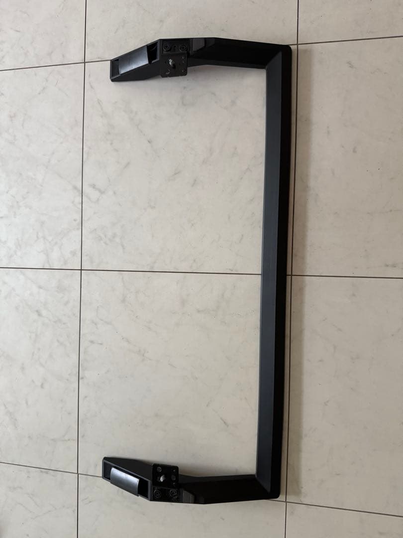 【shiratama】【直接引き取り希望】 Hisense65型液晶テレビ