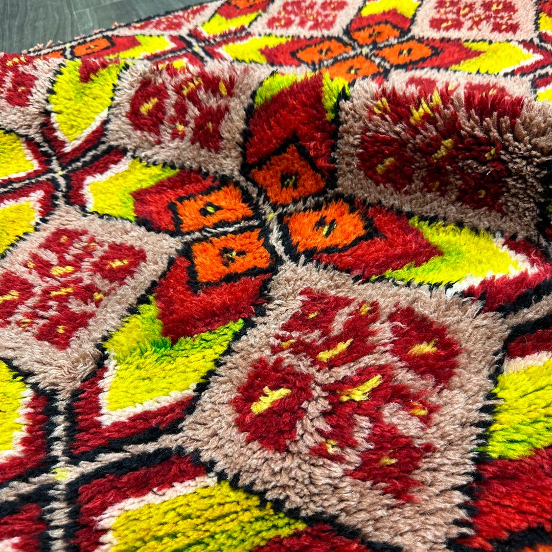 183cmx135cmモロッコ絨毯ふわふわファインウールヴィンテージ ラグ