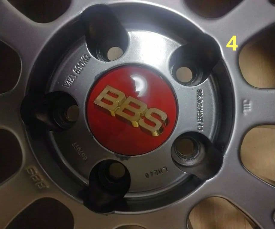BBS LM【240・241】DBK　8.5J 43.9.5J45 　4本