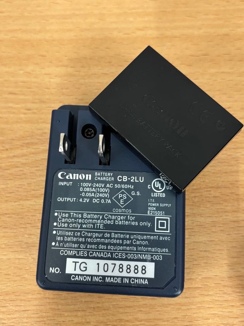 ◆超コンパクトなデジタルカメラ◆キャノン◆IXY DIGITAL L◆