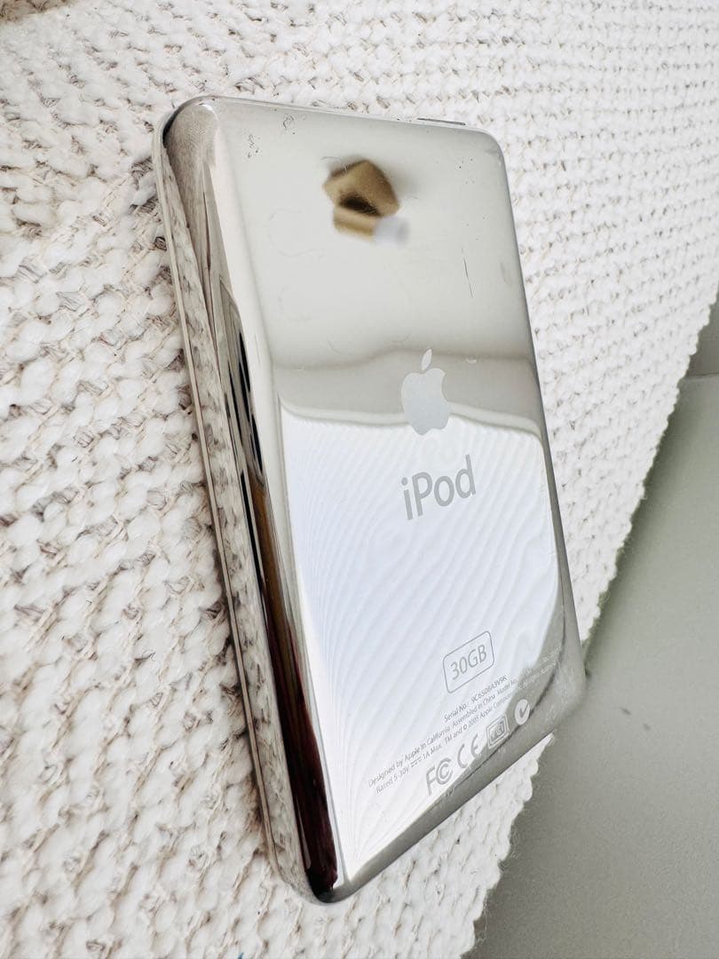 美品 iPod classic 5世代128GB SSD化 電池新品 A1136