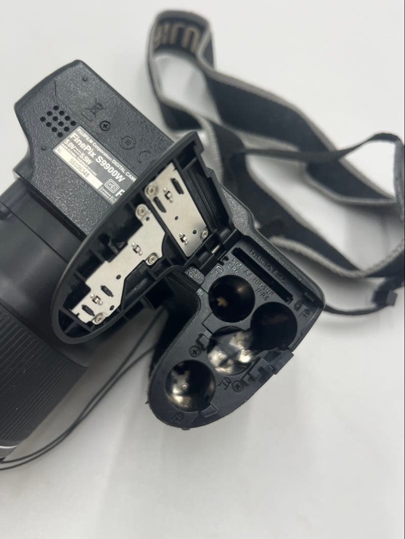 FUJIFILM FinePix S9900W デジカメ