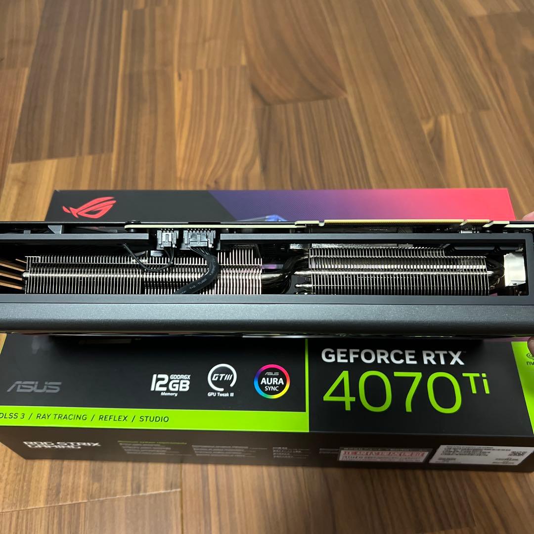 ROG Strix GeForce RTX 4070Ti 12GB 非OC