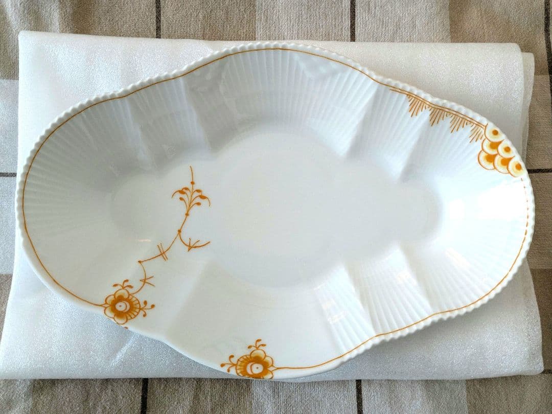 【TWG】ロイヤルコペンハーゲン マルチカラー エレメンツ オーバル 2枚