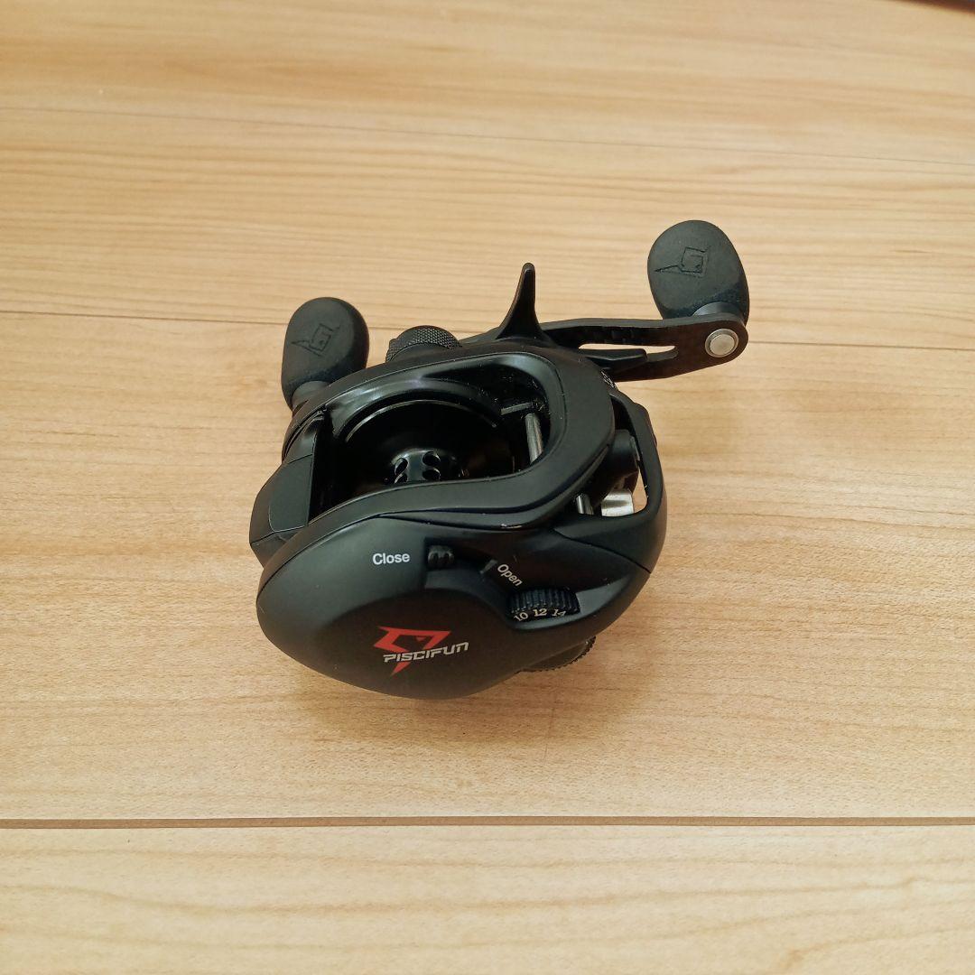 【最終価格】【美品】CARBON XCS 　超軽量ベイトリール　左巻き