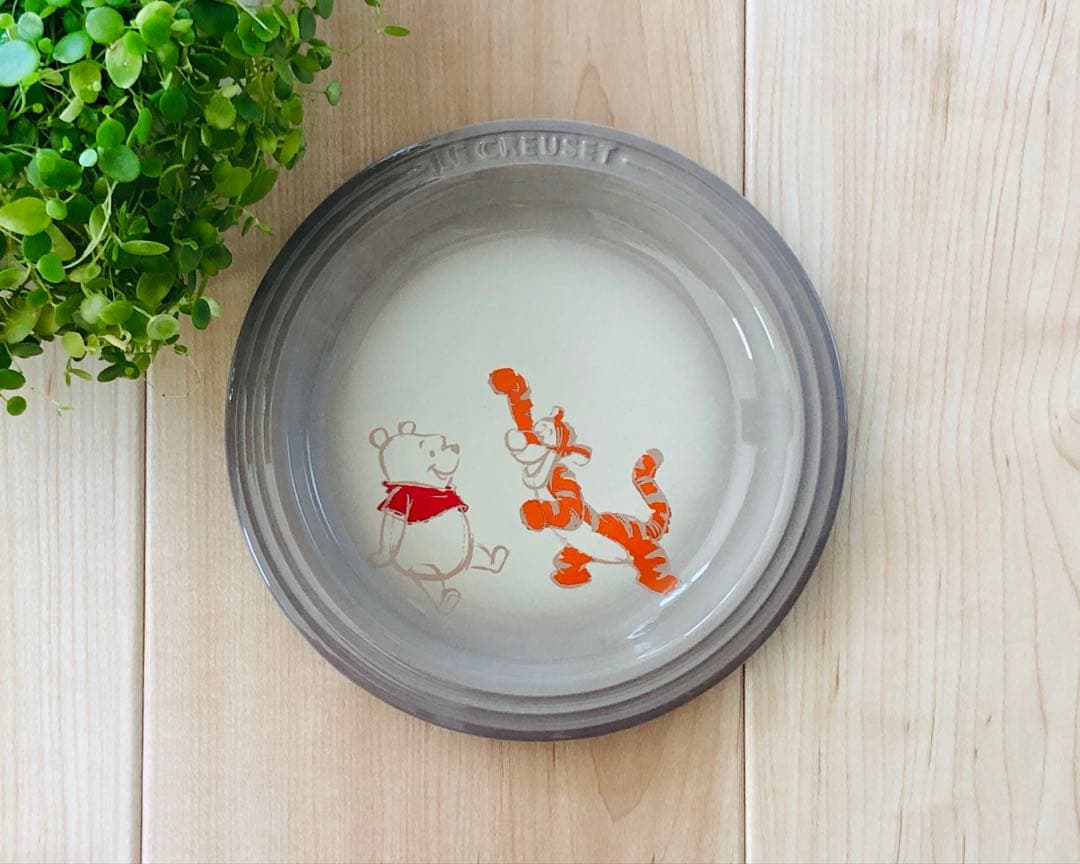 Le Creuset（ル・クルーゼ）プーさんシリーズ　プレート　4枚セット