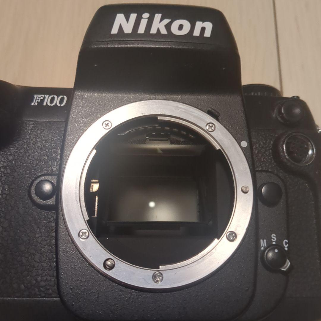 Nikon F100 フィルム一眼レフカメラ