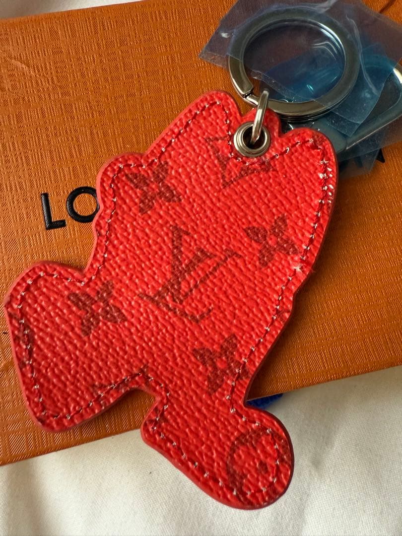 うさぎラビット　キーホルダー　lvキーチェーン　バッグチャーム3332