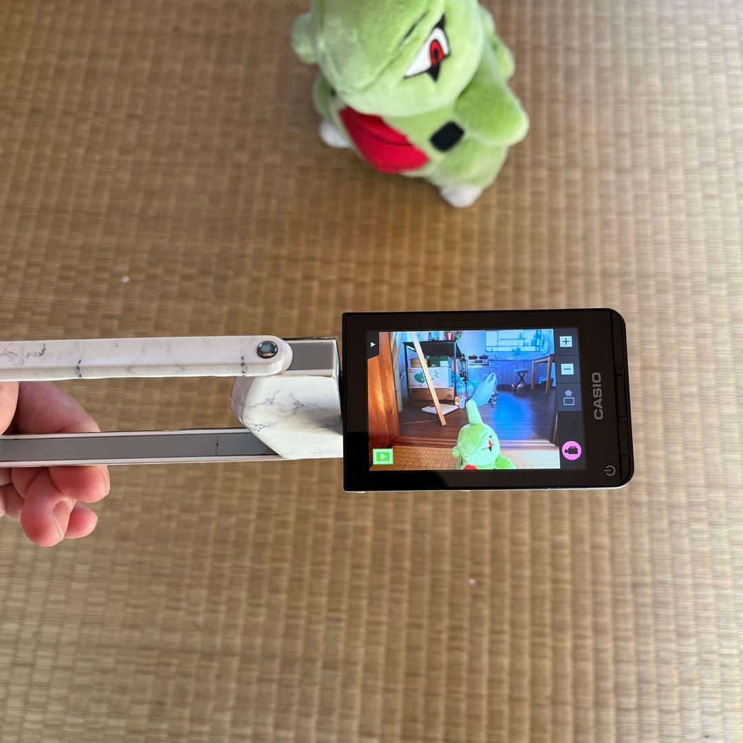 CASIO EXILIM EX-TR350 自撮りカメラ