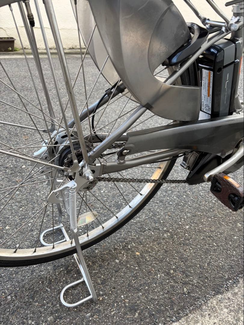 電動アシスト自転車 シルバー バスケット付き
