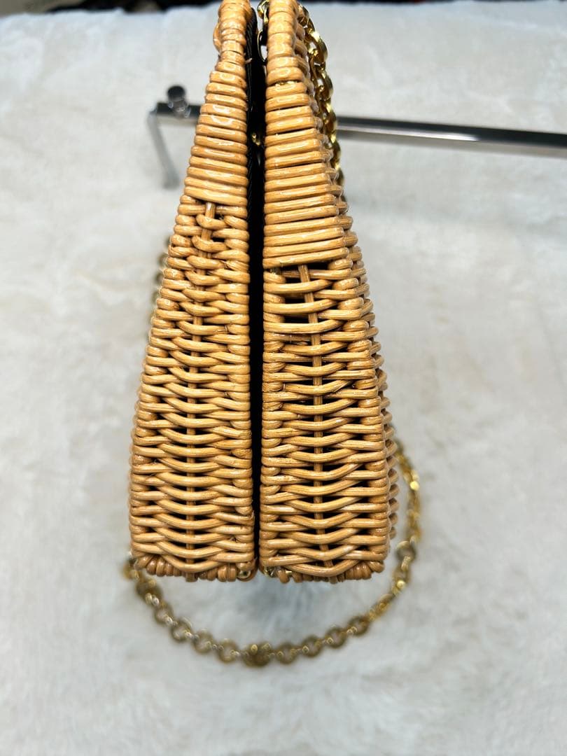 ☆美品　フェラガモ　チェーンかごショルダーバッグ☆夏