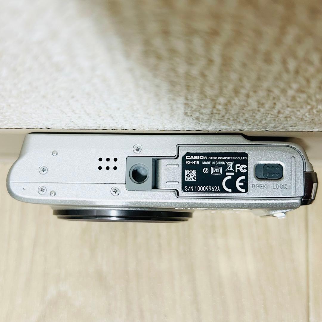 CASIO EXILIM ex-h15 コンパクトデジタルカメラ
