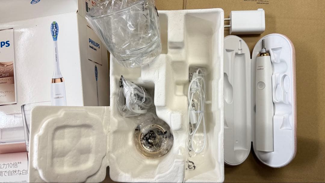 新品PHILIPS Sonicare DiamondClean 電動歯ブラシ