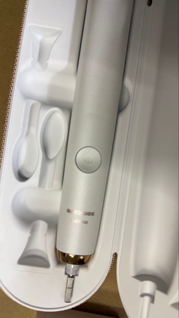 新品PHILIPS Sonicare DiamondClean 電動歯ブラシ