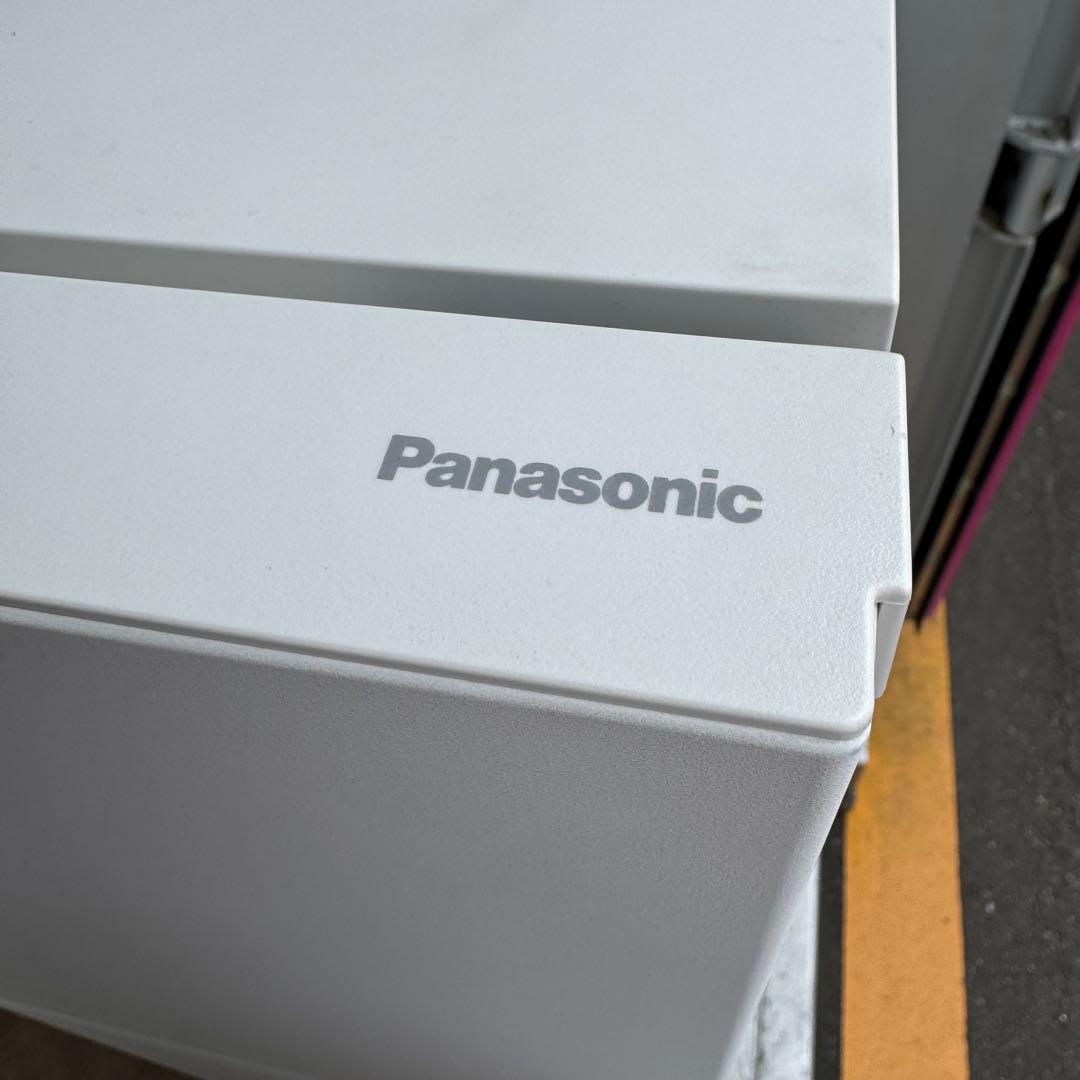 C7427★2024年製★ほぼ新品★パナソニッ冷蔵庫マットホワイト　インバーター