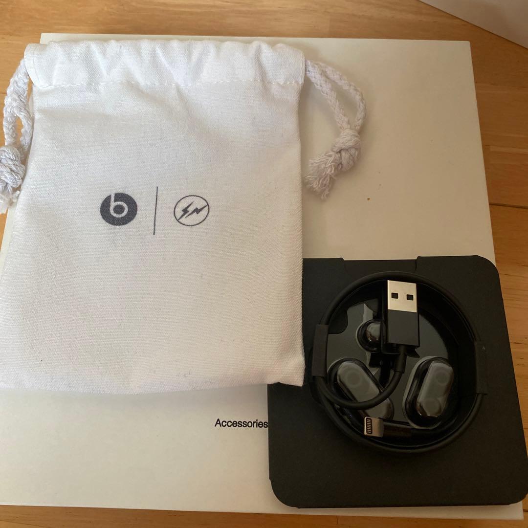beats fragment イヤホン