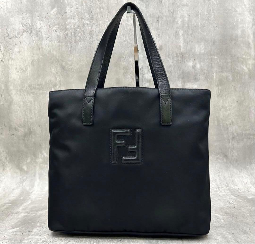 【美品】 フェンディ トートバッグ FF ナイロン