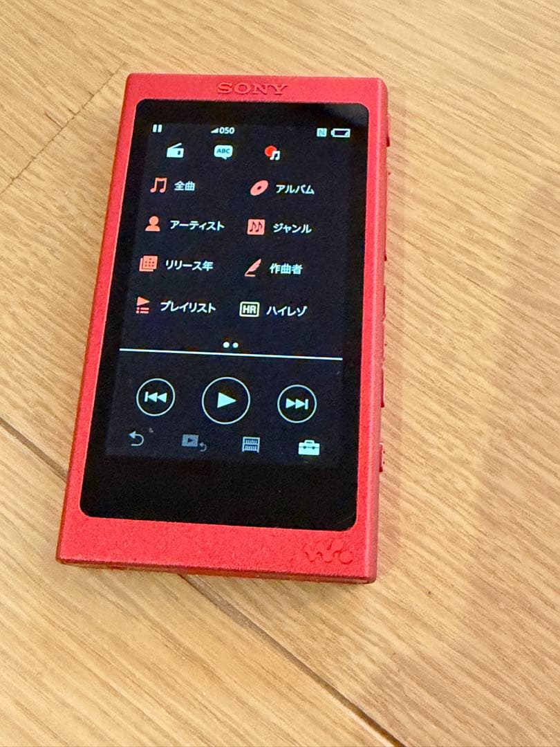 SONY ウォークマン レッド