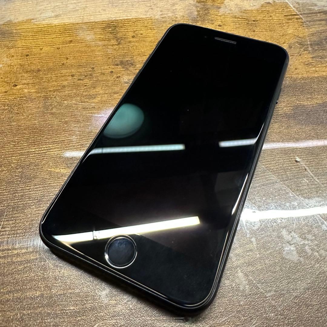 iPhoneSE3 128GB ブラック SIMフリー バッテリー100%