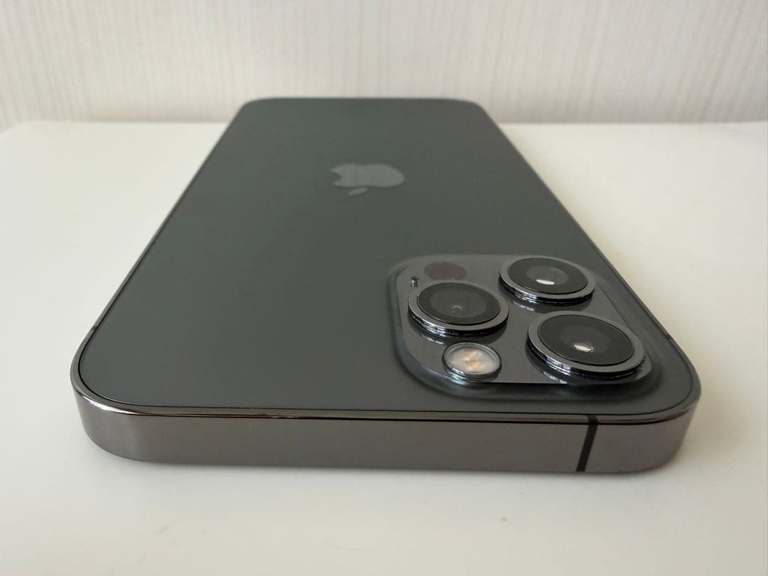 o*2様 iPhone 12 Pro 256GB グラファイト 純正90% +ア