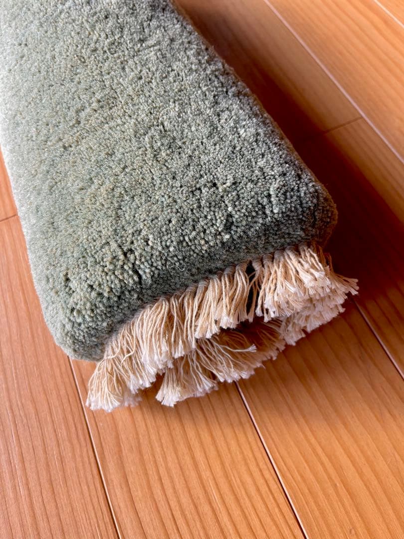 【未使用品】MUNI CARPETS チェアラグ　モスグリーン