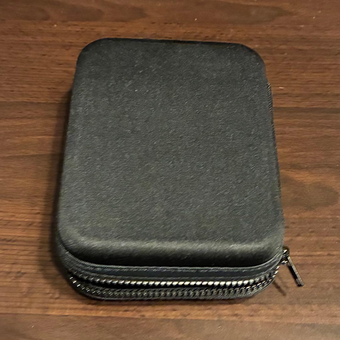 AKG 有線ヘッドホン グレー 収納ケース付き