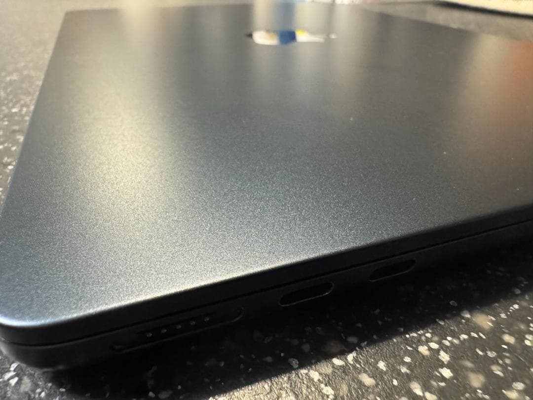 M3 MacBook Air 13インチ ミッドナイト