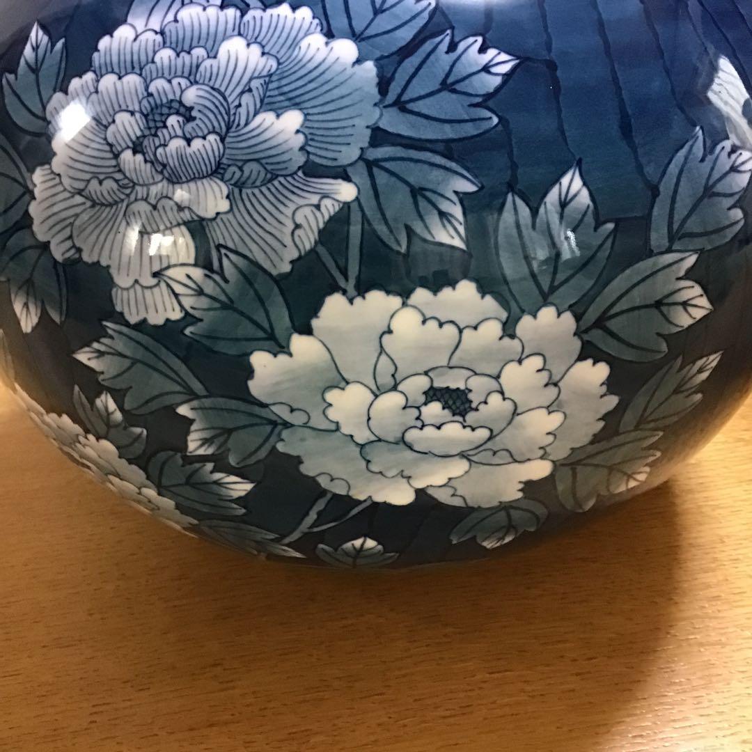 有田焼　藤井勝雲窯　染付牡丹花瓶