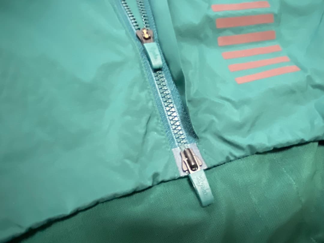 ラファ プロチーム インサレーテッド ジレ