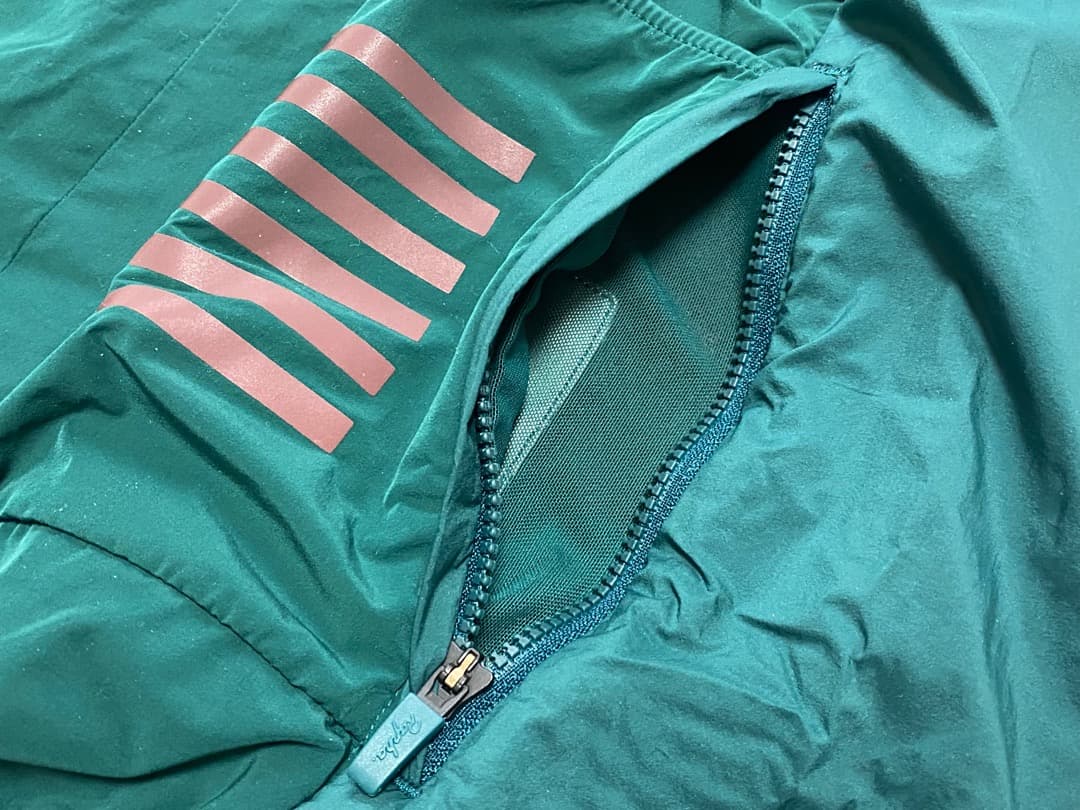 ラファ プロチーム インサレーテッド ジレ