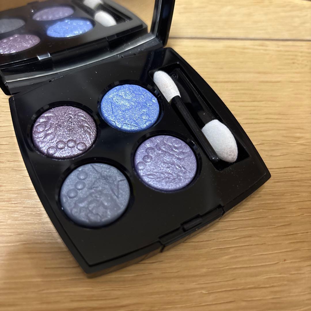CHANEL レ キャトル オンブル 397 ニュイ アストラル ホリデー限定