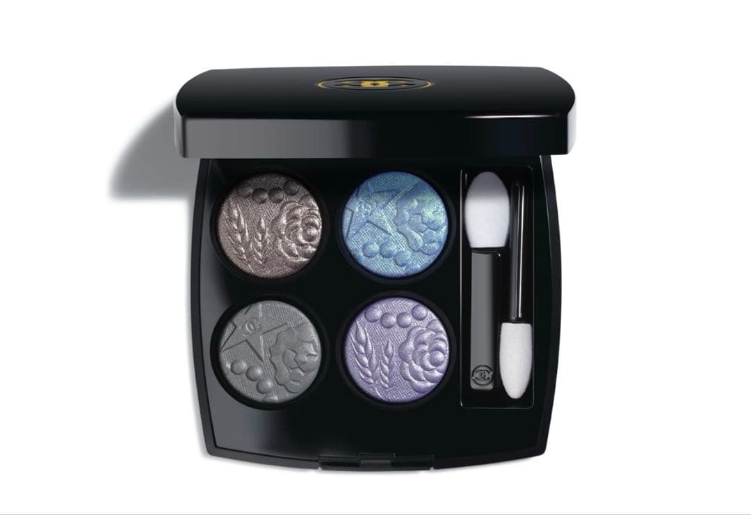 CHANEL レ キャトル オンブル 397 ニュイ アストラル ホリデー限定