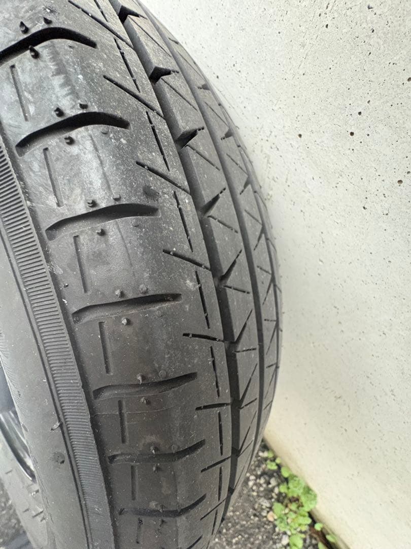 エブリィバン　鉄チンホイール　タイヤ付き 新車から1500キロ外し